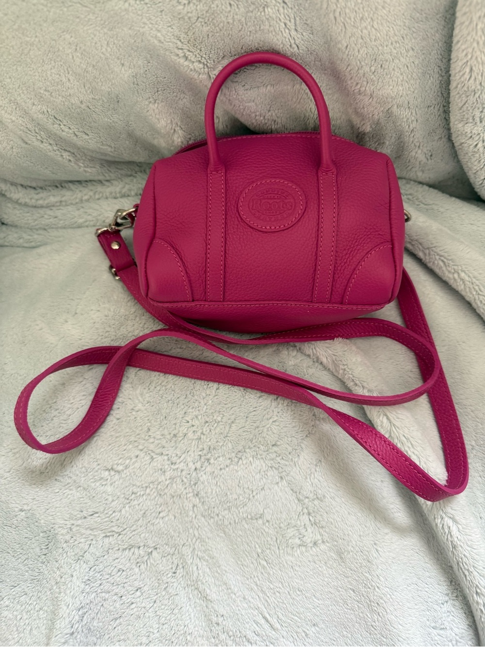 Roots Leather Crossbody Bag - Micro Banff Bag